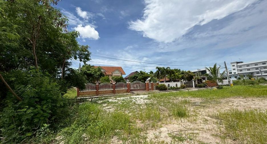 À vendre terrain à Mueang Chon Buri, Chonburi