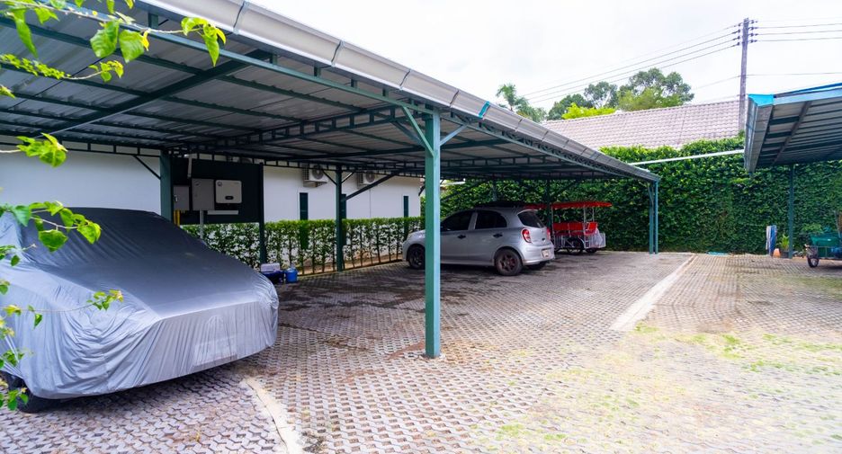For sale 1 bed condo in Klaeng, Rayong