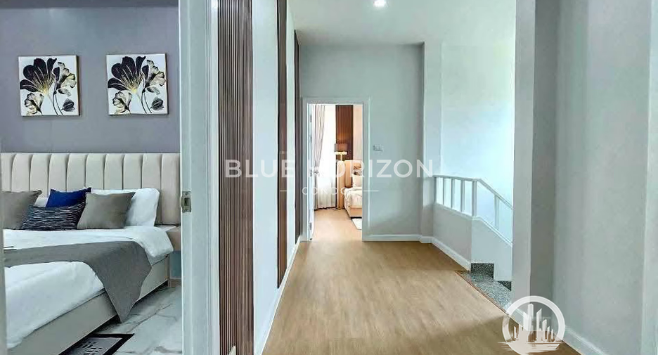 Casa en venta de 4 habitaciones en Bang Lamung, Chonburi