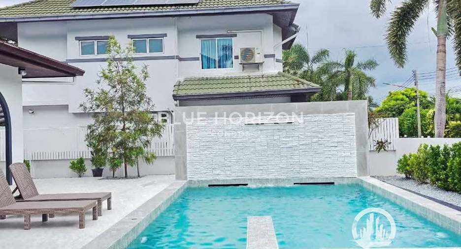 Casa en venta de 4 habitaciones en Bang Lamung, Chonburi