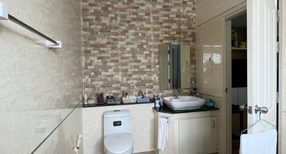 For sale studio house in Mueang Chon Buri, Chonburi