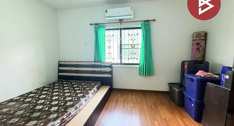 À vendre studio maison de ville à Si Racha, Chonburi