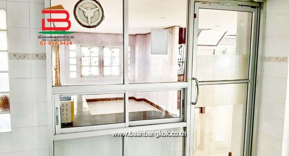 For sale 3 bedrooms house in Khlong Luang, Pathum Thani