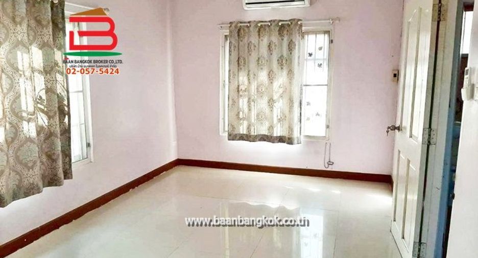 For sale 3 bedrooms house in Khlong Luang, Pathum Thani