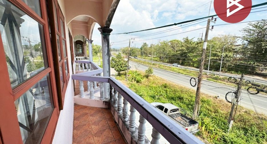 Local comercial en venta de 5 habitaciones en Makham, Chanthaburi