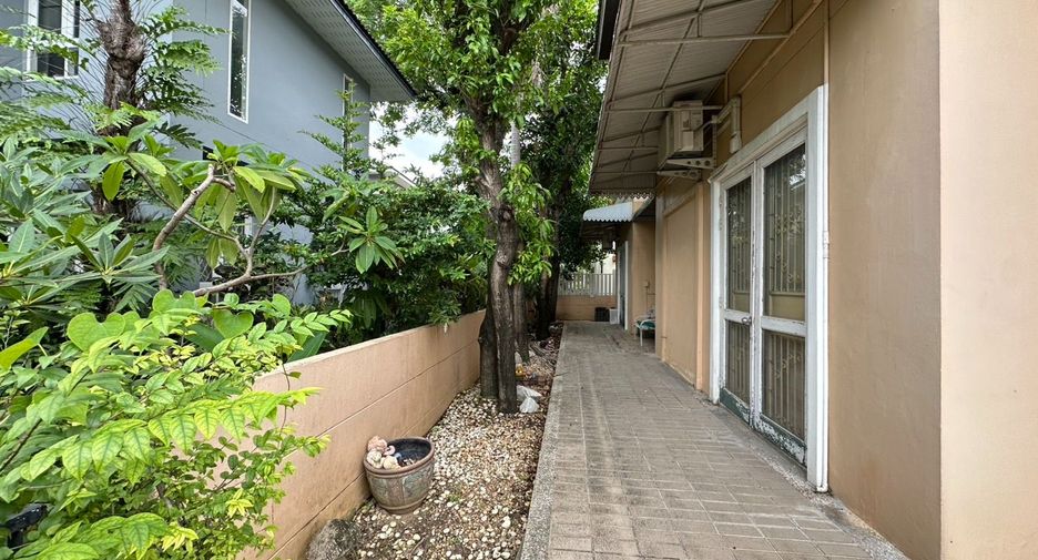 出租 和 出售 4 卧室 独立屋 在 Bang Khae, 曼谷
