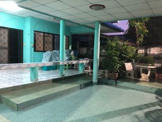 出售 42 卧室 独立屋 在 Mueang Samut Prakan, Samut Prakan