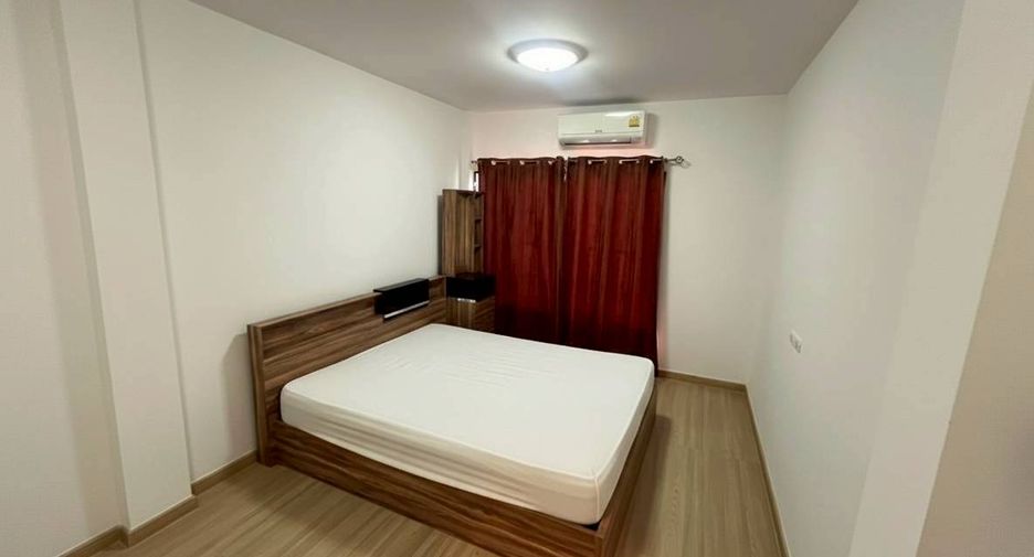 For rent and for sale 3 bedrooms townhouse in Pran Buri, Prachuap Khiri Khan