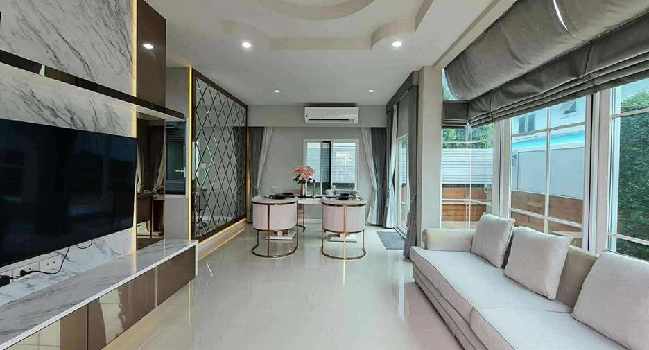 Haus zur Miete mit 4 Zimmer in Bang Khen, Bangkok