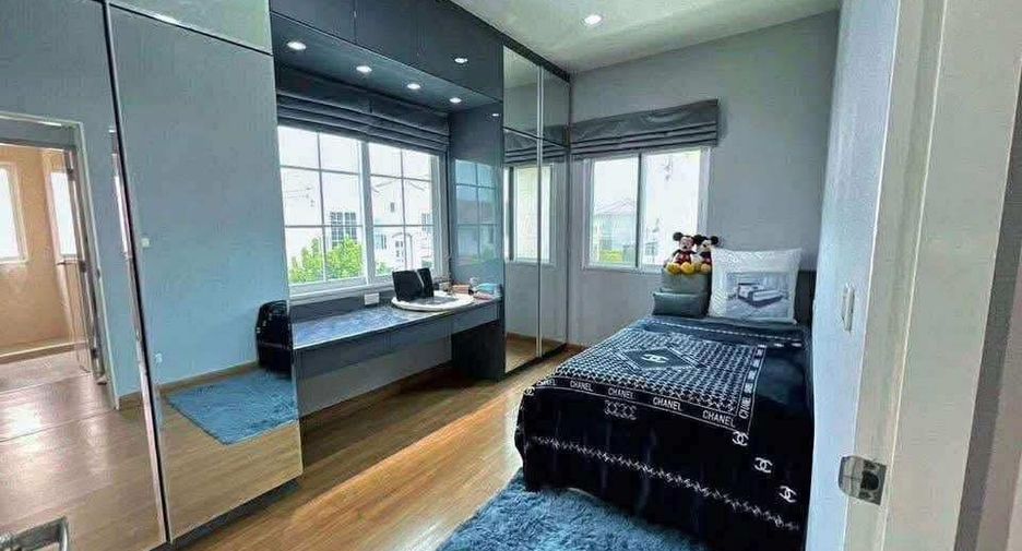 Haus zur Miete mit 4 Zimmer in Bang Khen, Bangkok