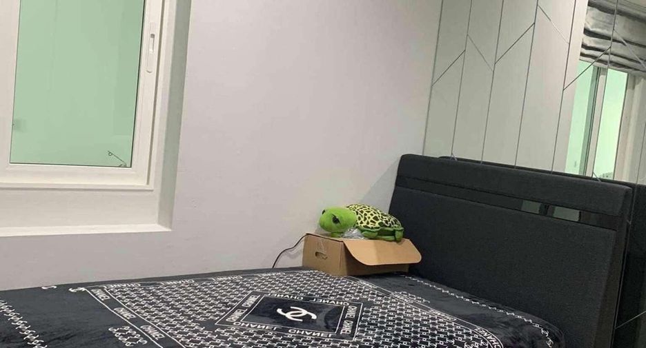 Haus zur Miete mit 4 Zimmer in Bang Khen, Bangkok