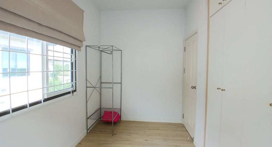 For rent 4 bedrooms house in Bang Yai, Nonthaburi