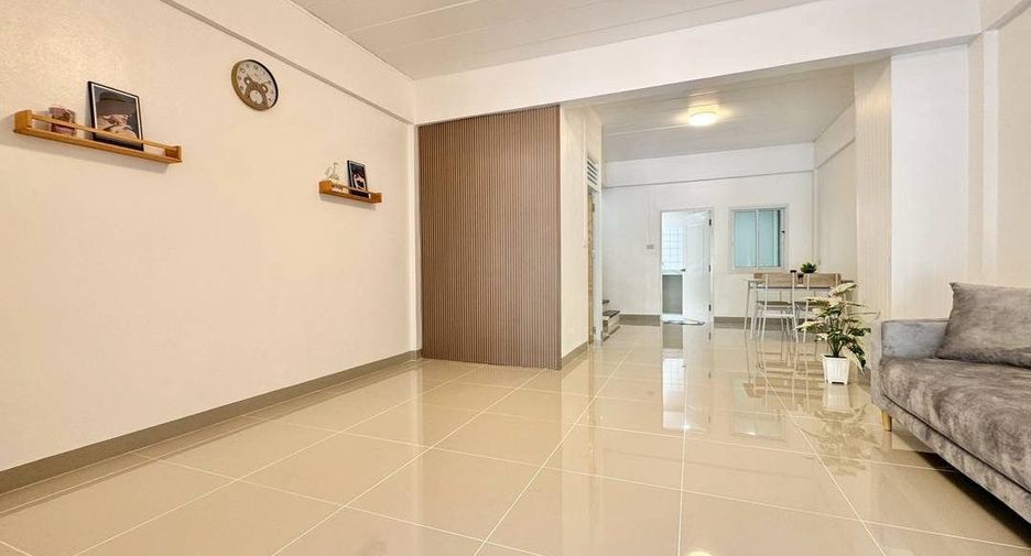 Haus zum Kauf mit 2 Zimmer in Sai Noi, Nonthaburi