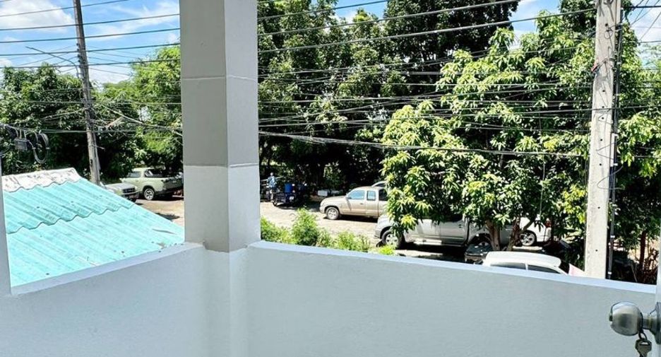Haus zum Kauf mit 2 Zimmer in Sai Noi, Nonthaburi
