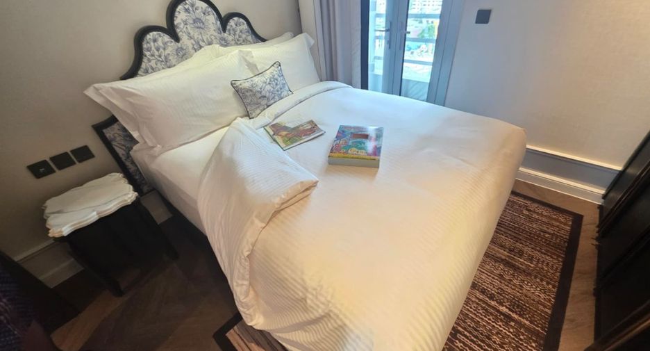 For rent 2 bedrooms condo in Khlong Toei, Bangkok