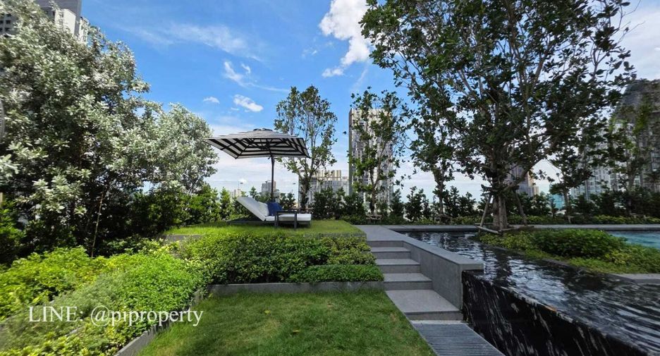 For rent 2 bedrooms condo in Khlong Toei, Bangkok