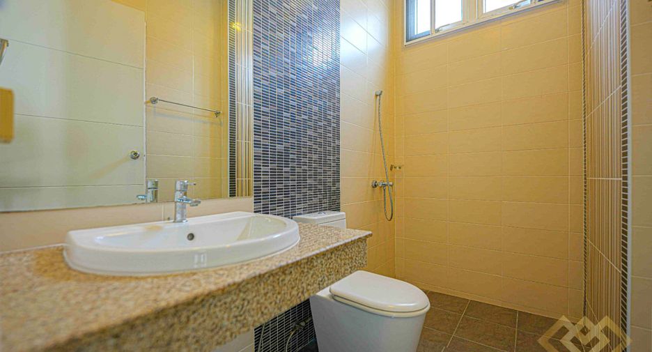 À vendre 3 chambres maison à Bang Lamung, Chonburi
