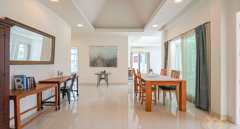 À vendre 3 chambres maison à Bang Lamung, Chonburi