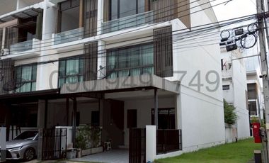 For rent 5 bedrooms condo in Khan Na Yao, Bangkok
