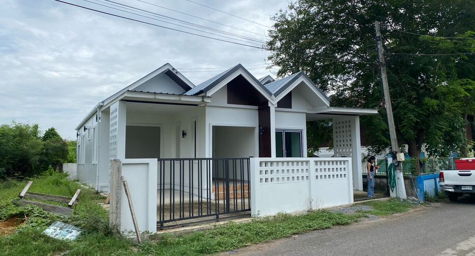 For sale 2 ベッドルーム house in Nakhon Chai Si, Nakhon Pathom