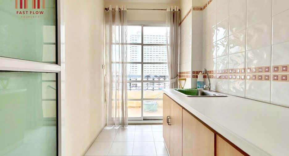 À vendre 1 chambre condo à Huai Khwang, Bangkok
