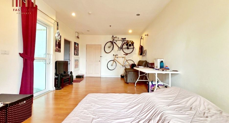 À vendre 1 chambre condo à Huai Khwang, Bangkok