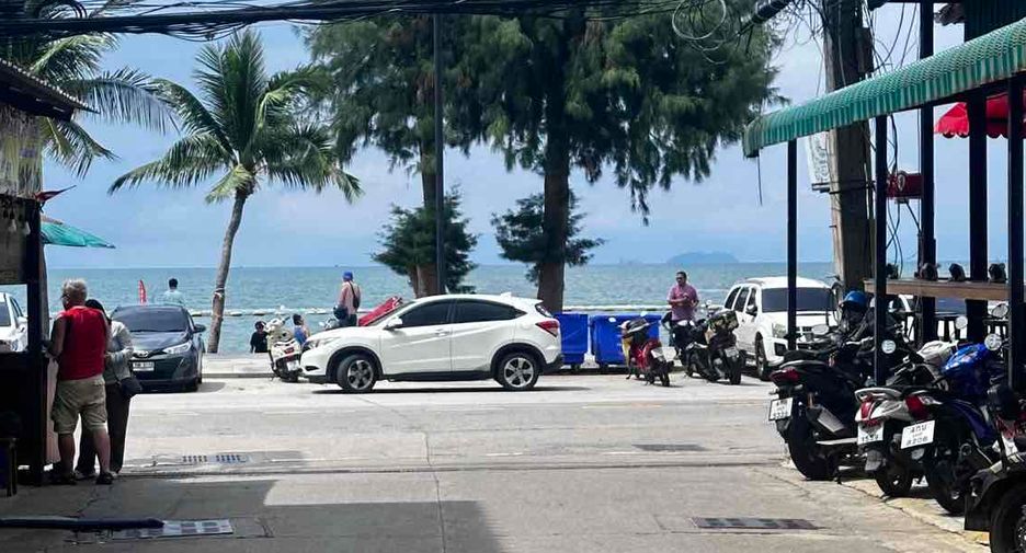 For sale studio condo in Bang Lamung, Chonburi