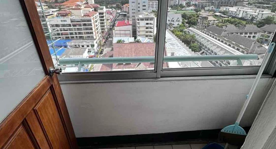 For sale studio condo in Bang Lamung, Chonburi