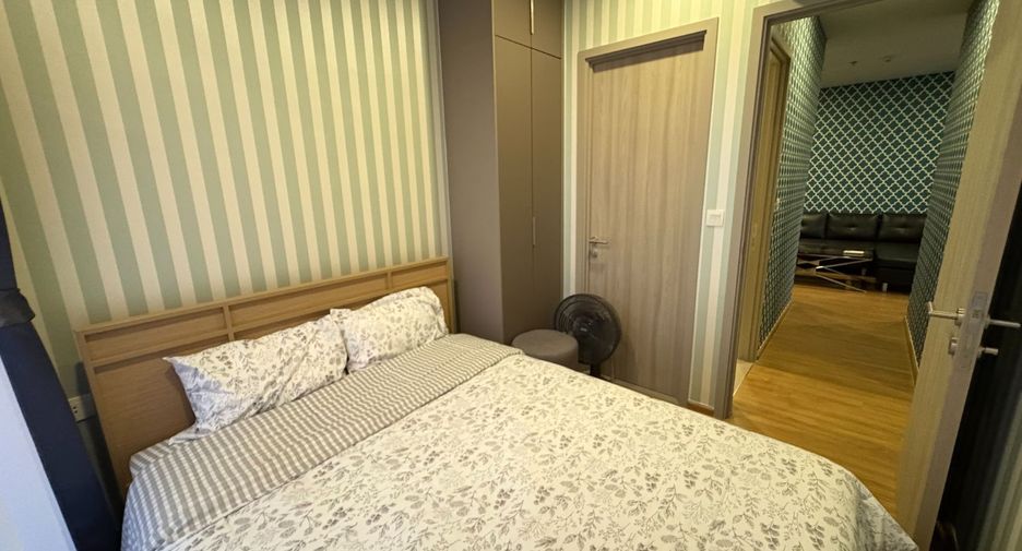 For rent 2 bedrooms condo in Watthana, Bangkok