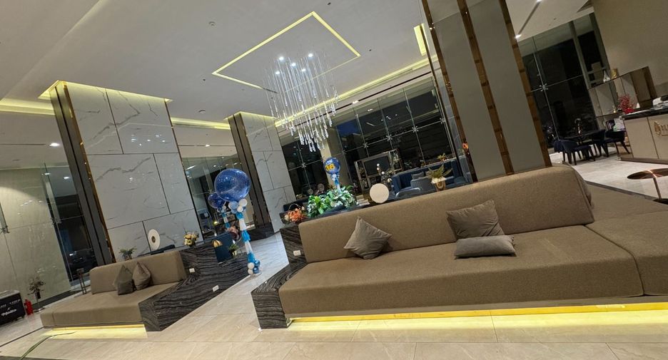 For rent 2 bedrooms condo in Watthana, Bangkok