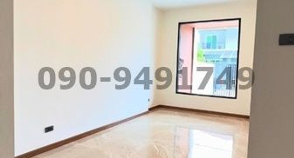 For rent 2 bedrooms house in Bang Kapi, Bangkok