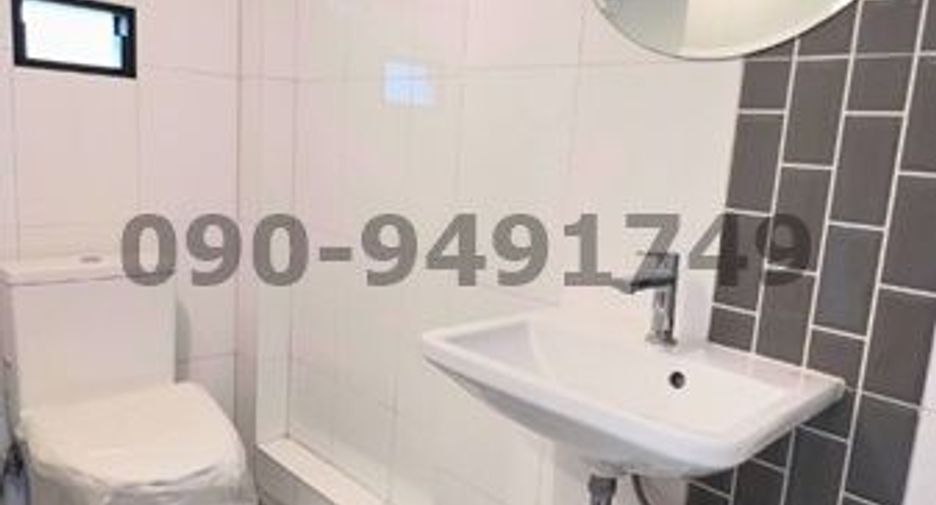 For rent 2 bedrooms house in Bang Kapi, Bangkok