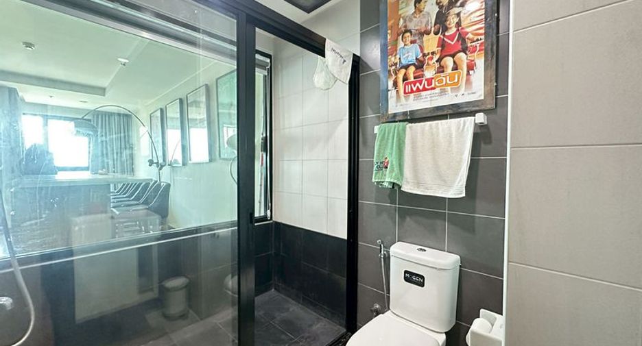 For rent and for sale 1 bed condo in Si Racha, Chonburi