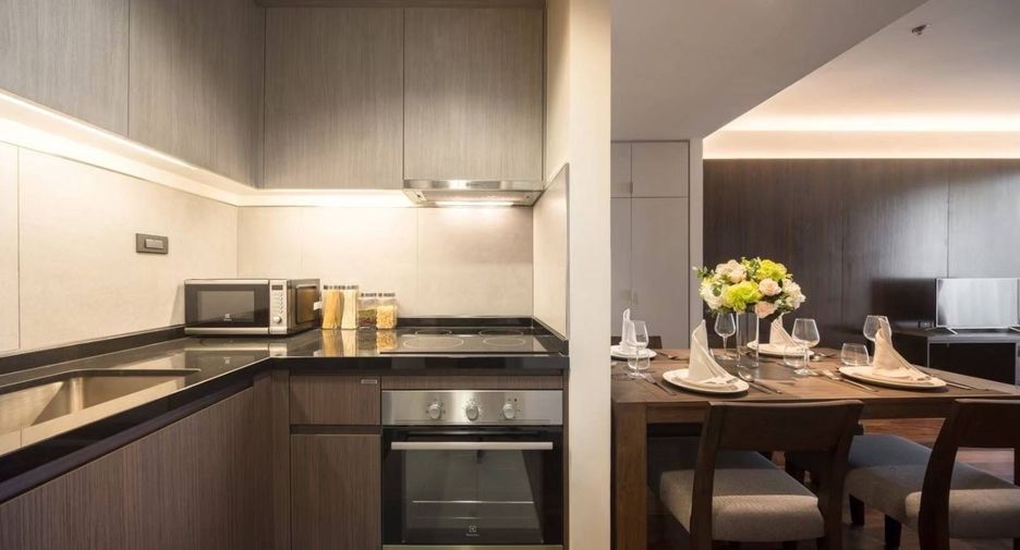 Condo en alquiler de 2 habitaciones en Khlong Toei, Bangkok