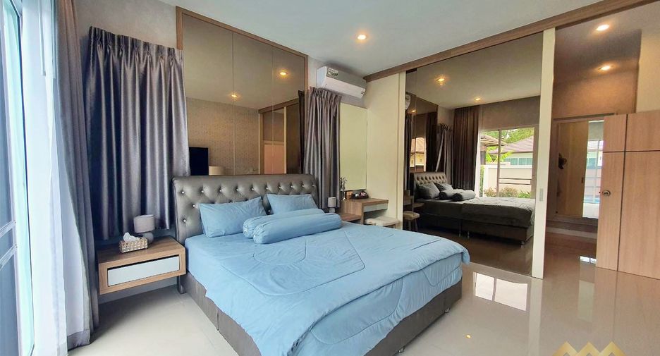 Casa en alquiler de 3 habitaciones en Bang Lamung, Chonburi