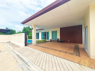 Haus zur Miete mit 3 Zimmer in Bang Lamung, Chonburi