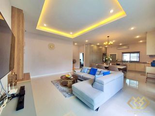Haus zur Miete mit 3 Zimmer in Bang Lamung, Chonburi