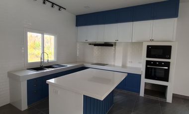 For sale 3 bedrooms villa in Mueang Chiang Rai, Chiang Rai