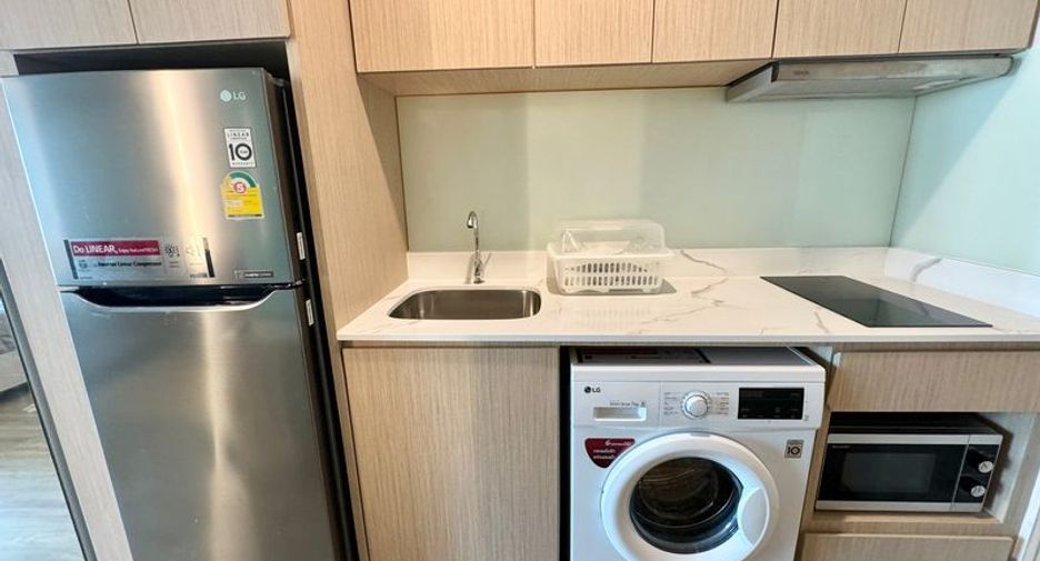 For rent and for sale 1 bed condo in Si Racha, Chonburi