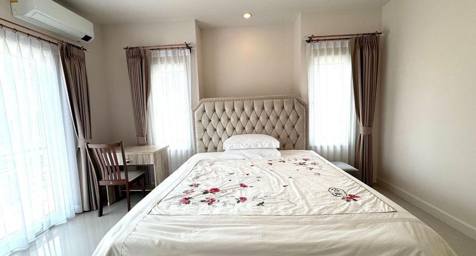 For rent 4 bedrooms house in Sattahip, Chonburi