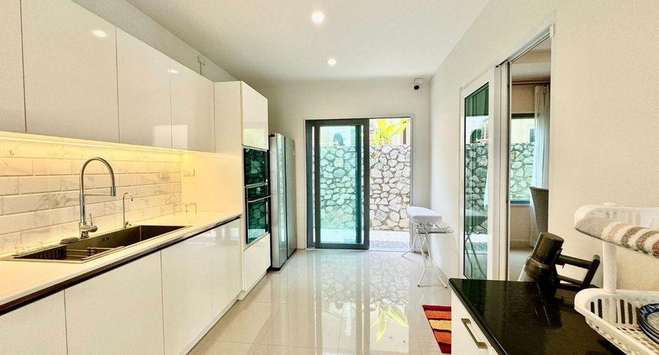 For rent 4 bedrooms house in Sattahip, Chonburi