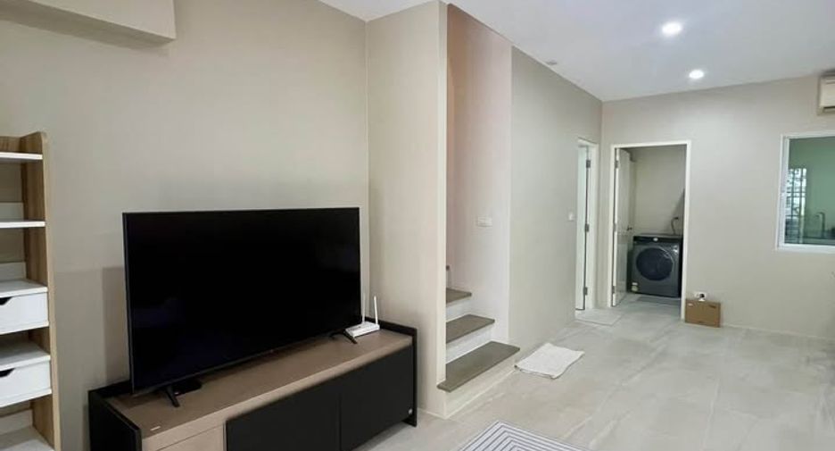 For rent 3 bedrooms house in Mueang Phuket, Phuket