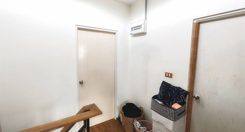 For sale 3 ベッドルーム townhouse in Pak Kret, Nonthaburi