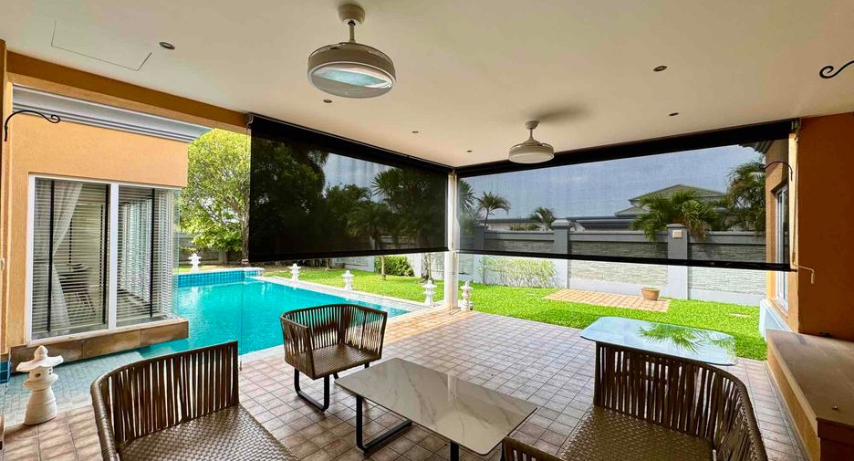 For rent 4 bedrooms villa in Bang Lamung, Chonburi