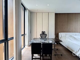 出售 5 卧室 独立屋 在 Huai Khwang, 曼谷