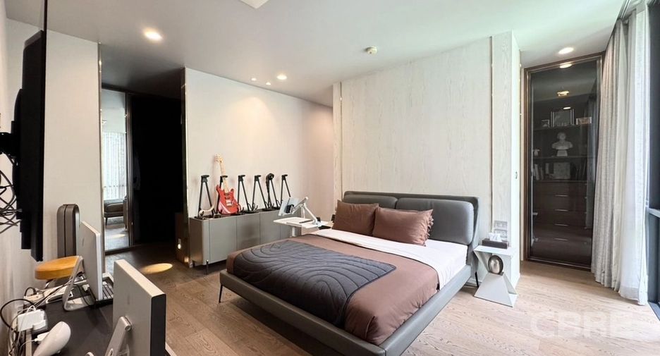 Casa en venta de 5 habitaciones en Huai Khwang, Bangkok