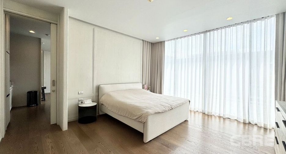 Casa en venta de 5 habitaciones en Huai Khwang, Bangkok