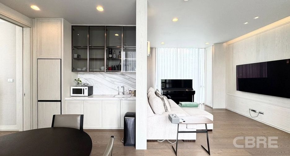 Casa en venta de 5 habitaciones en Huai Khwang, Bangkok