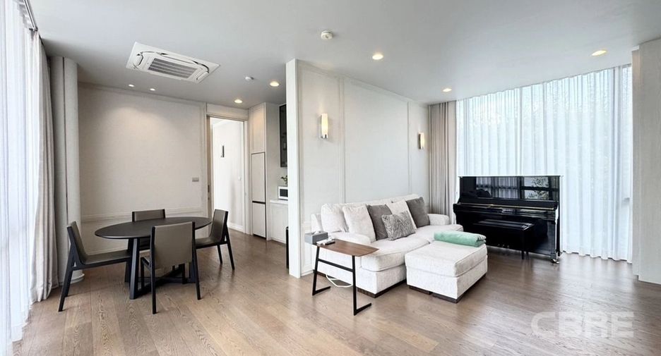 Casa en venta de 5 habitaciones en Huai Khwang, Bangkok