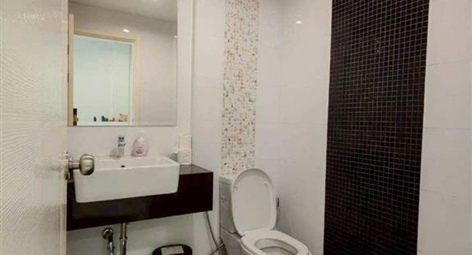 For sale 3 bedrooms townhouse in Bang Phli, Samut Prakan